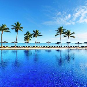 Hilton Fiji Beach Resort And Spa